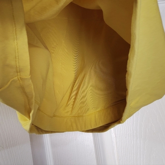 New Old Navy Powerchill Sports Bra In Yellow Size 3X - Picture 4 of 6